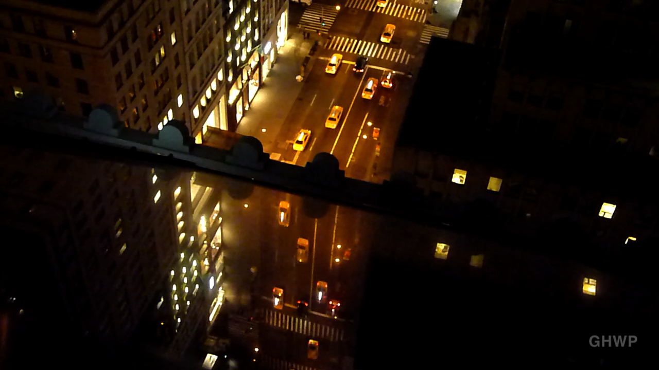 Manhattan Rooftop Bar View_reflection