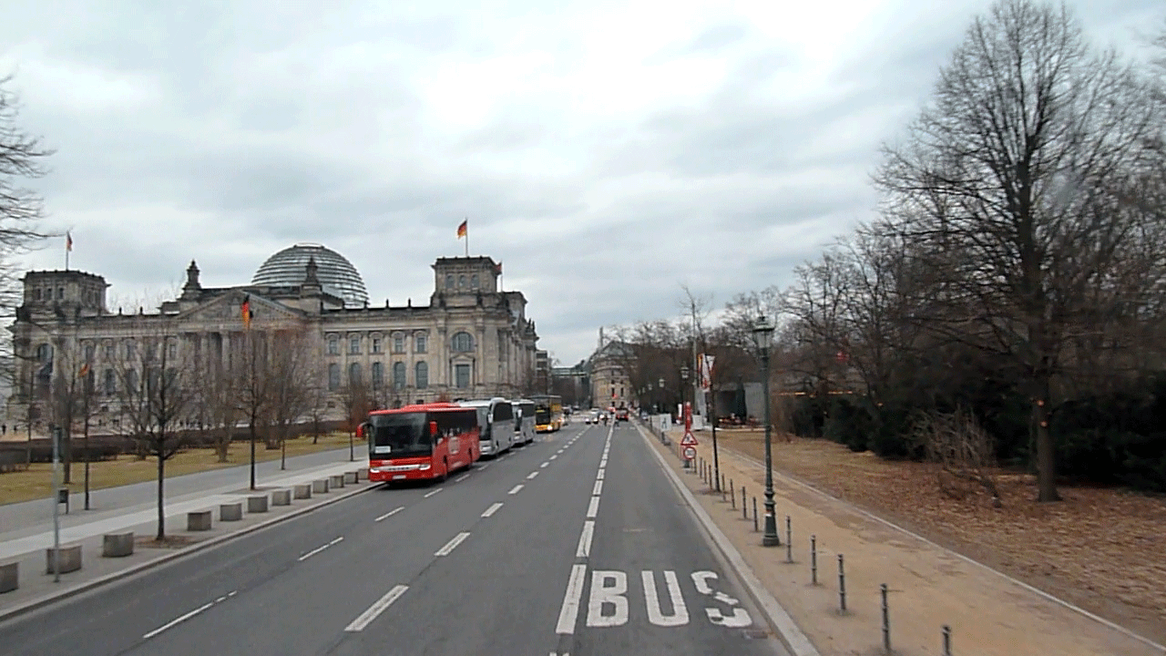 100 Bus Reichstag