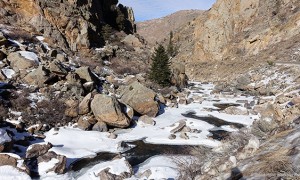 Frozen River_bend_s